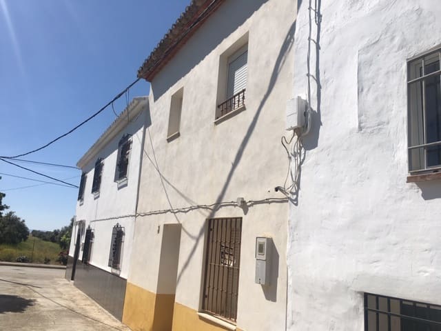 Townhouse for sale in Antequera, Málaga photo 4