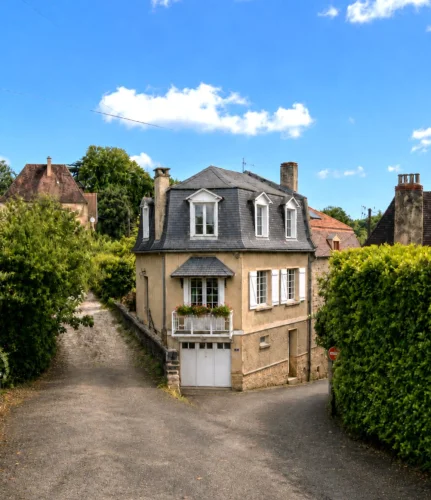 Beautiful House in the Center of Sarlat, Garage, Garden