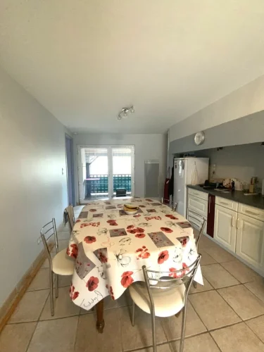 Bretenoux Area, Fully Restored Village House with Courtyard and Balcony photo 5