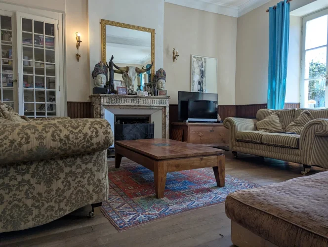 2 Character Properties in the Heart of Montmorillon photo 3