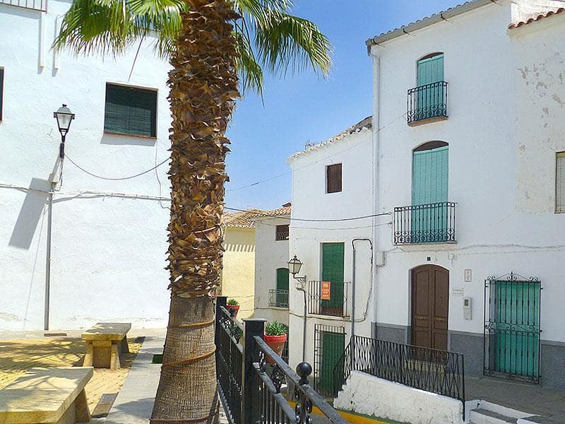 Townhouse for sale in Lubrín, Almería