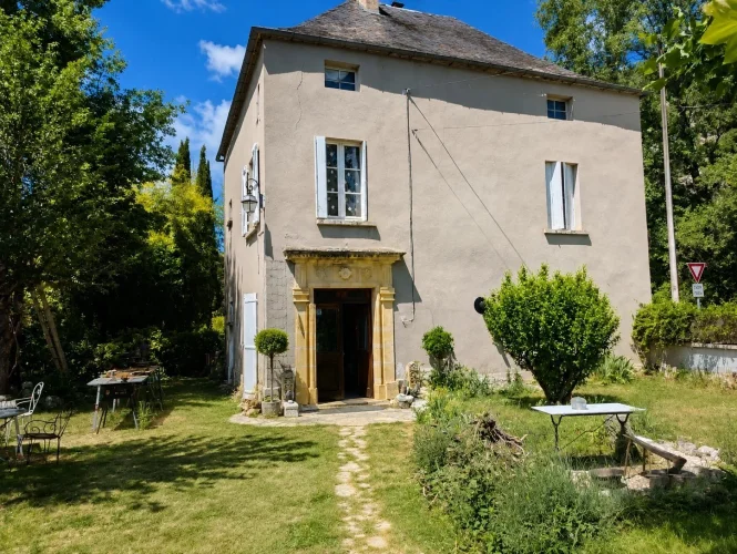 To Discover in the Town of Dégagnac, only 7 Minutes from Gourdon!