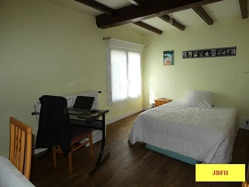 2 Bed Detached House for Sale Near Lapenty photo 5