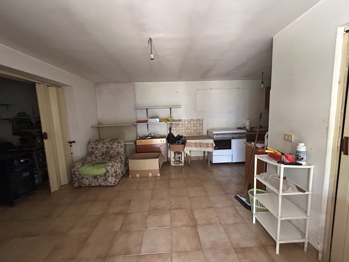 Property in Atina photo 4