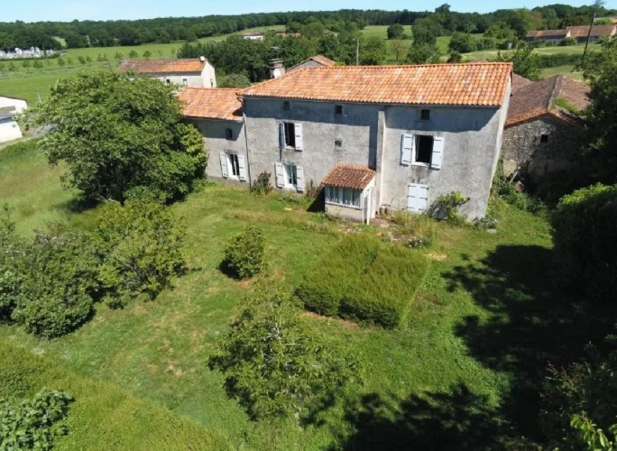 3 Bed House for Sale in Villefagnan photo 4