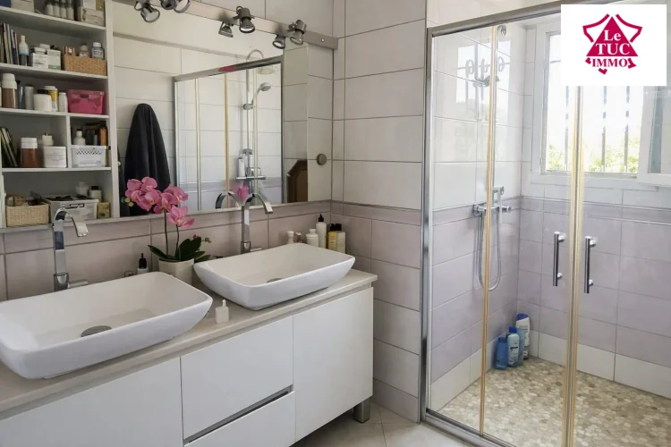 Single-Storey House 80 m² + Large Garage of 70 m² that Can be Converted photo 3