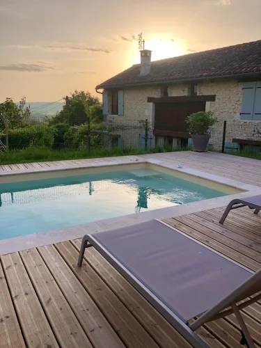 Pretty stone cottage with views and a swimming pool photo 5