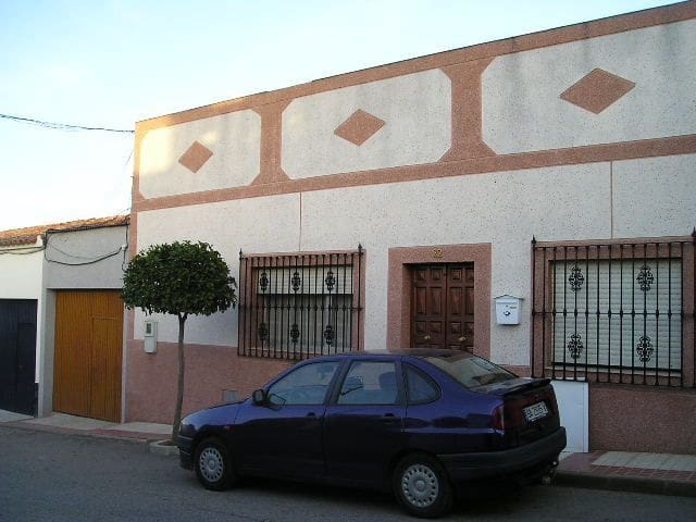 Villa for sale in La Albuera, Badajoz photo 4