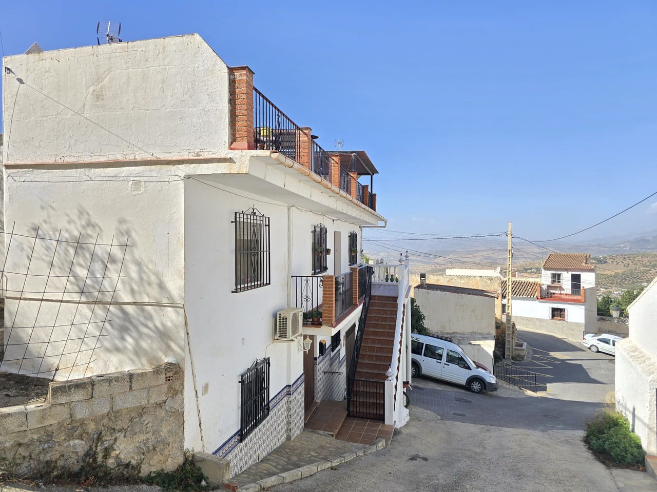 Townhouse for sale in Alcaucín, Málaga photo 4