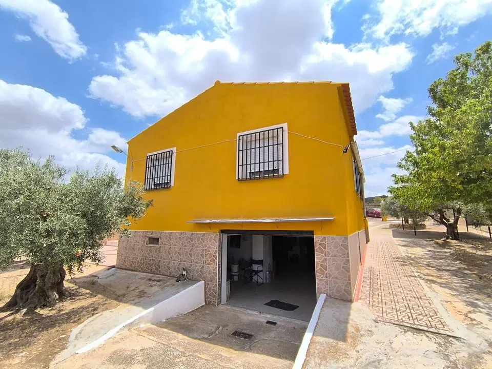 Stratus International Properties photo 5