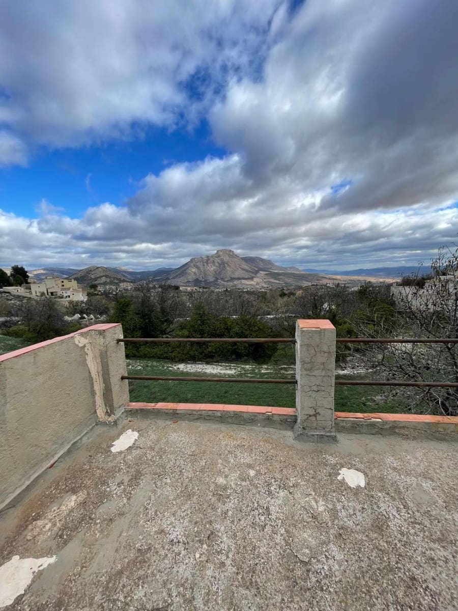 Townhouse for sale in Vélez-Blanco, Almería photo 3
