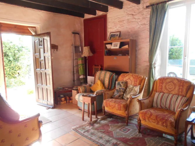 Large, Spacious Detached 3+ Bedroom Village House with Character and Scope to Increase Domestic Accommodation. Good Roo… photo 4