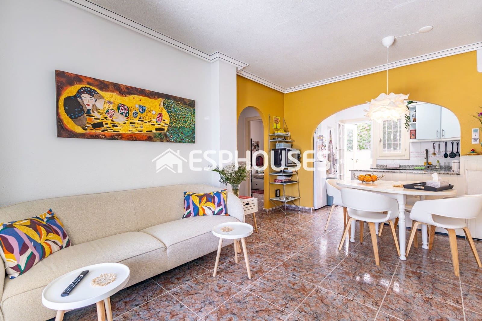 Apartment for sale in El Moncayo, Guardamar del Segura, Alicante photo 5