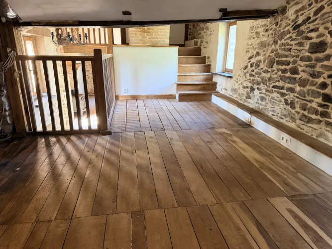 House to Finish Renovating in Tranquil Location photo 3