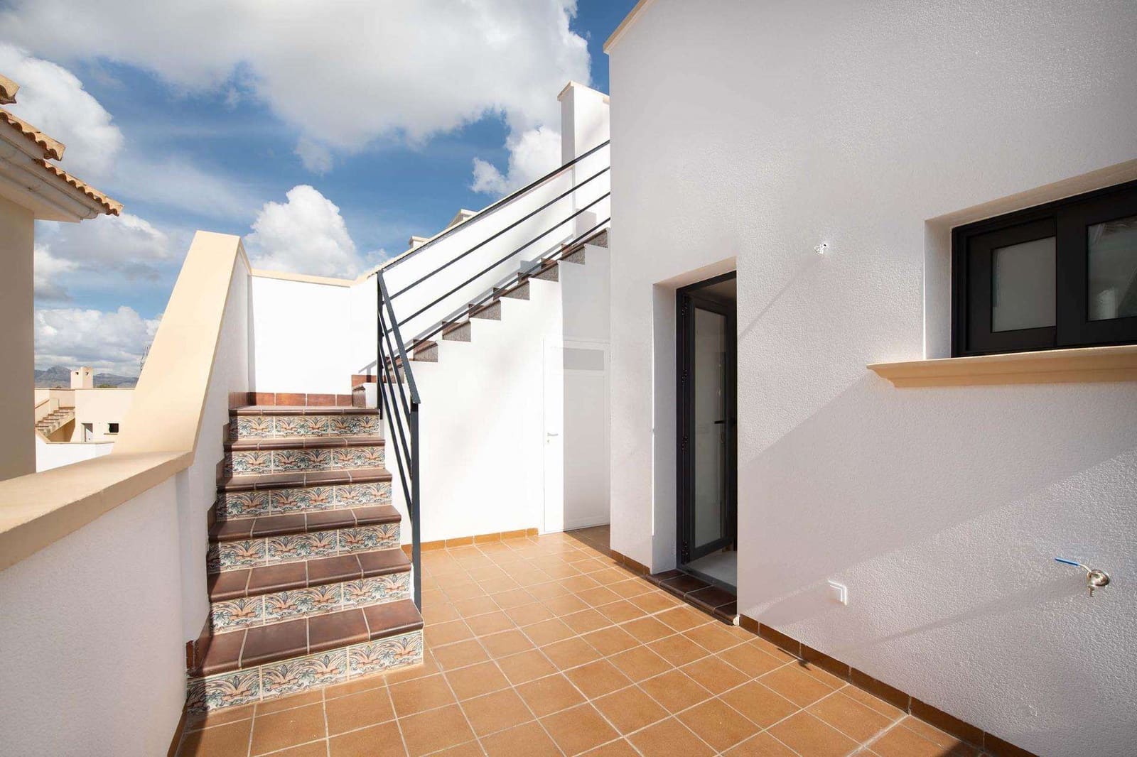 Apartment for sale in Cox, Alicante photo 4