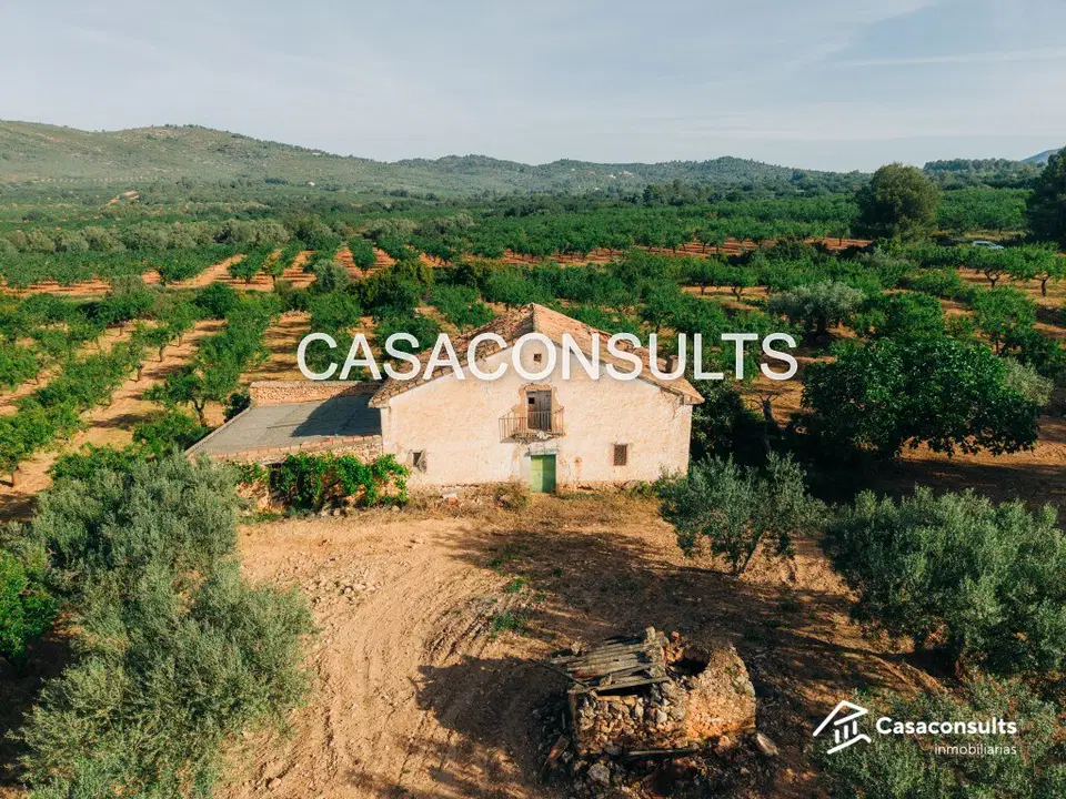 Country house in Les Useras, Castellon