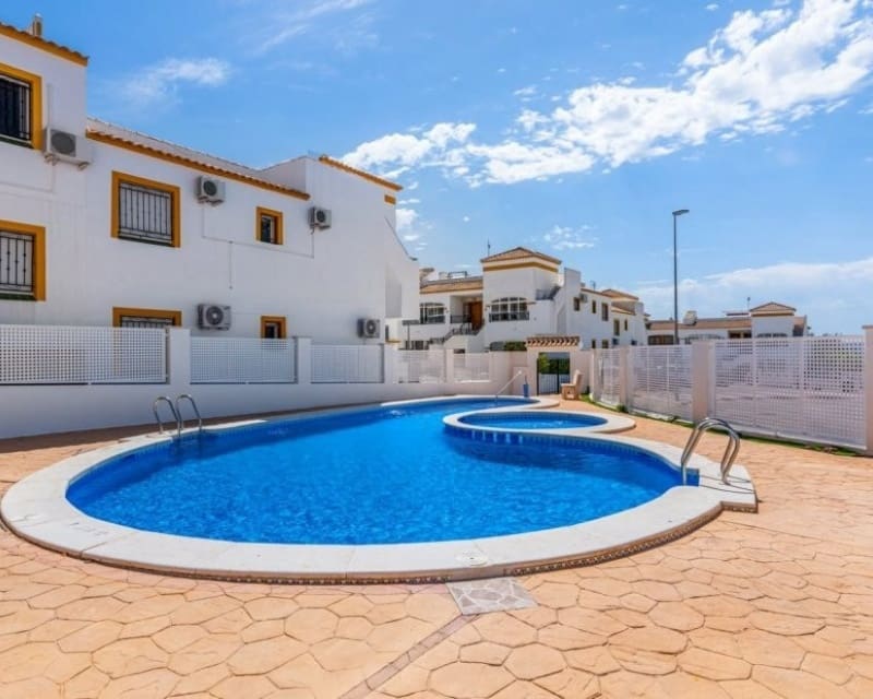 Apartment for sale in Los Montesinos, Alicante photo 2
