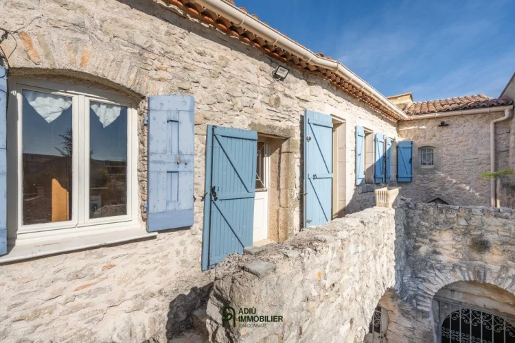 Stone Village House, 100 m² with Courtyard and Terrace with Views – Sought-after Village in the Uzès photo 3