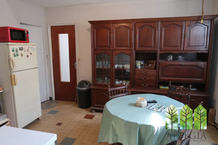 Country House in Need of Renovation with Adjoining Garden photo 2