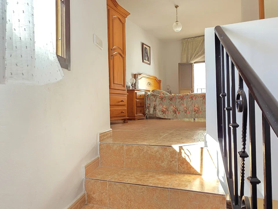 Town house in Sedella, Malaga photo 3