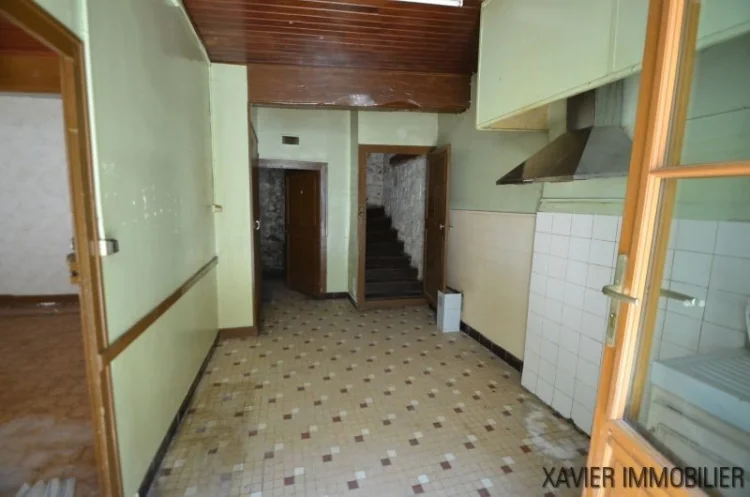 Village House to Renovate with Non-Adjacent Garden. photo 3