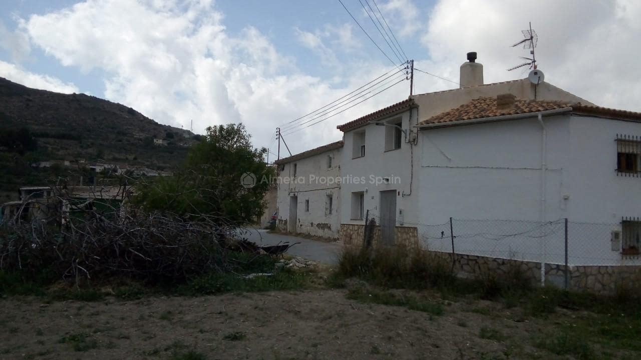 Finca/Country House for sale in Los Cerricos, Oria, Almería photo 3