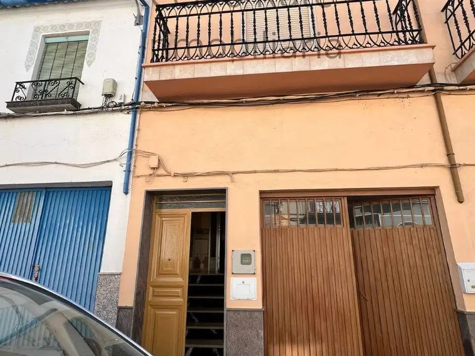 Terraced house in Rute, Cordoba province