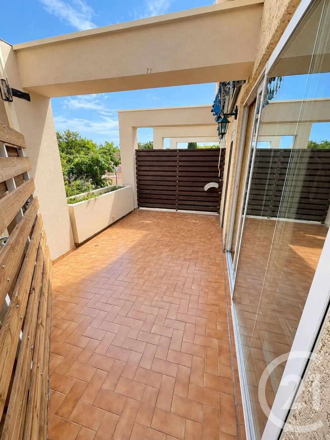 Apartment for sale in Martigues — 2 bedrooms, 61 m² photo 3