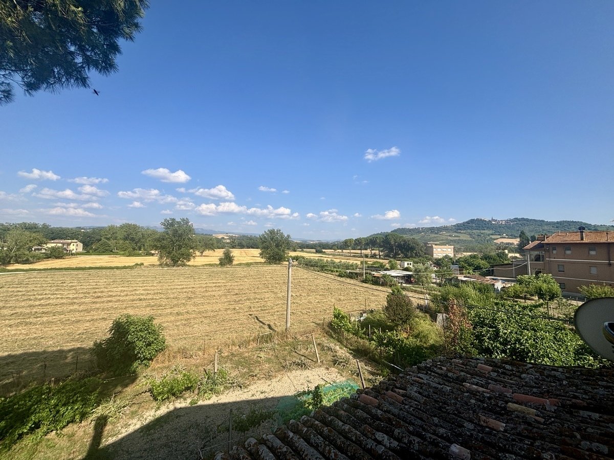 3 bedrooms semi-detached house, 140 m² Todi, Perugia (province) photo 5