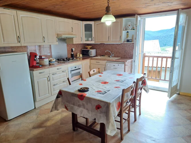 House with Unobstructed Views and South-Facing Exposure, Veg photo 3