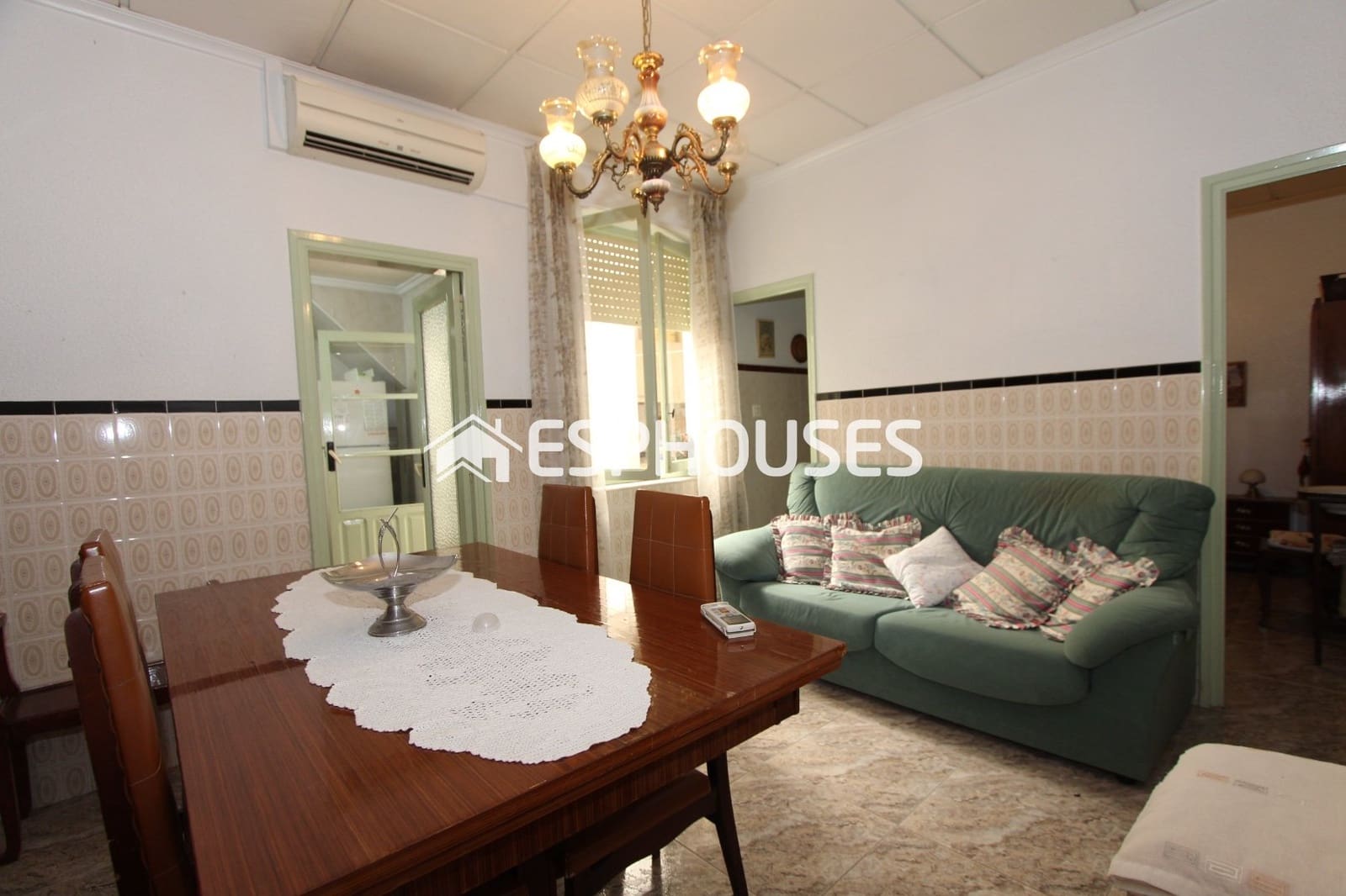 Townhouse for sale in Zona Pueblo, Guardamar del Segura, Alicante photo 5