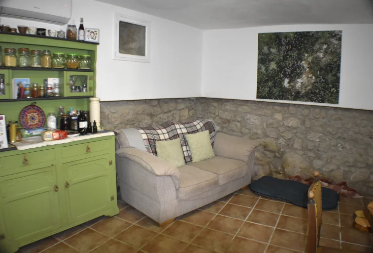 'Coup De Coeur' Renovated Ancient Stone House, in Quiet Hamlet photo 4