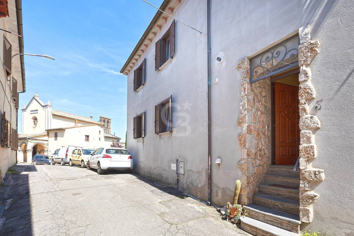 Property in Viterbo photo 5