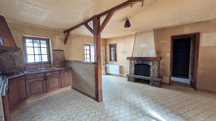 2 Bed House for Sale in Vicq-Sur-Mer photo 3