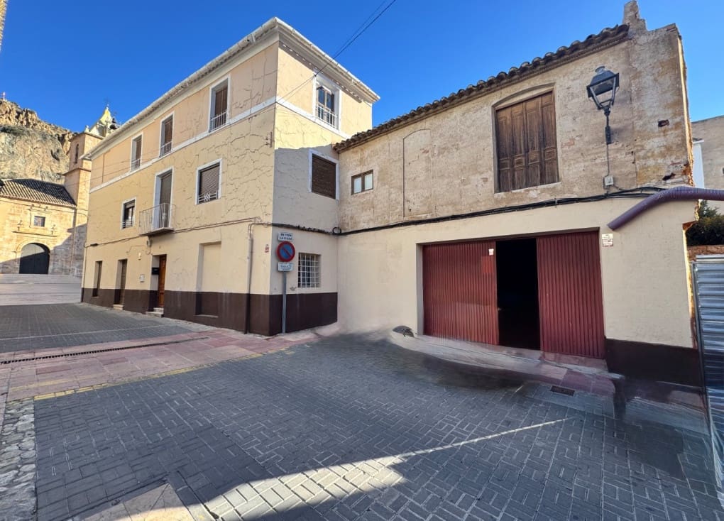 Townhouse for sale in Blanca, Murcia