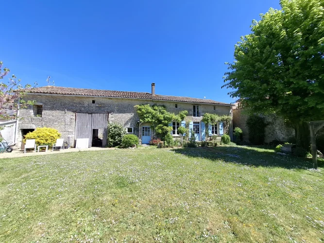 Charming Converted Farm in a Rural Hamlet with Beautiful Gardens