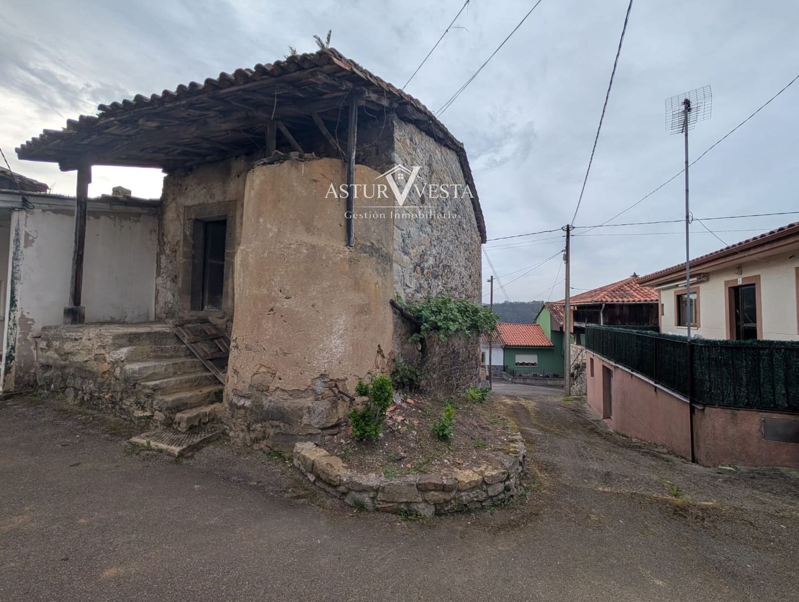 Townhouse for sale in Candamo, Asturias photo 2