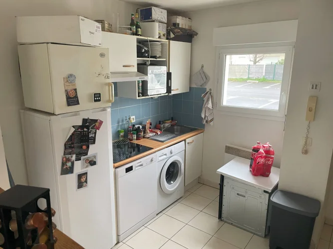 3-Room House with Private Garden for Sale in Blaye photo 3