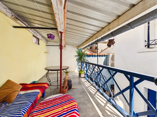 Primely-Placed, 3-Bed Town House with Garage and Balcony photo 2