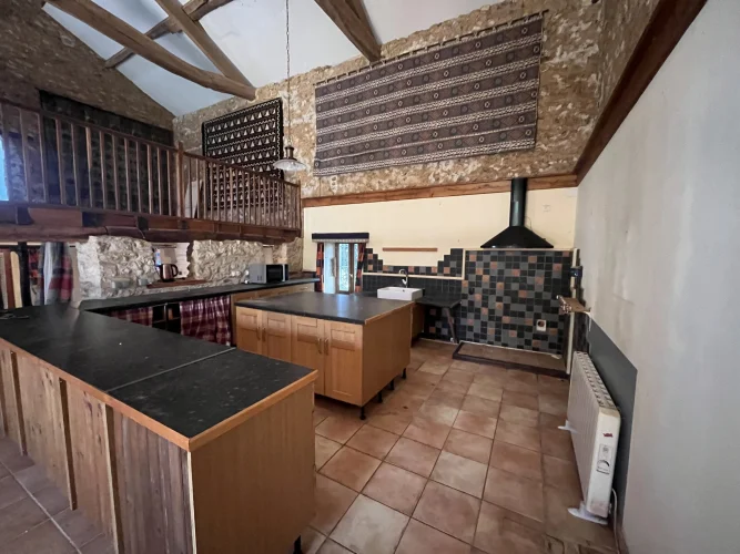 Country Cottage with Wonderful Views photo 3