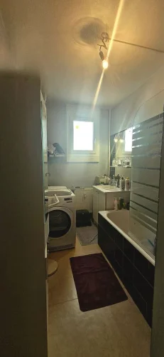 2 Bed Apartment for Sale in Troyes photo 4