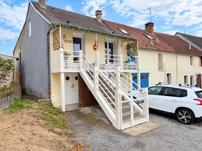 Haute Vienne- Gorgeous Little Village House Waiting for you to Come and Move in.