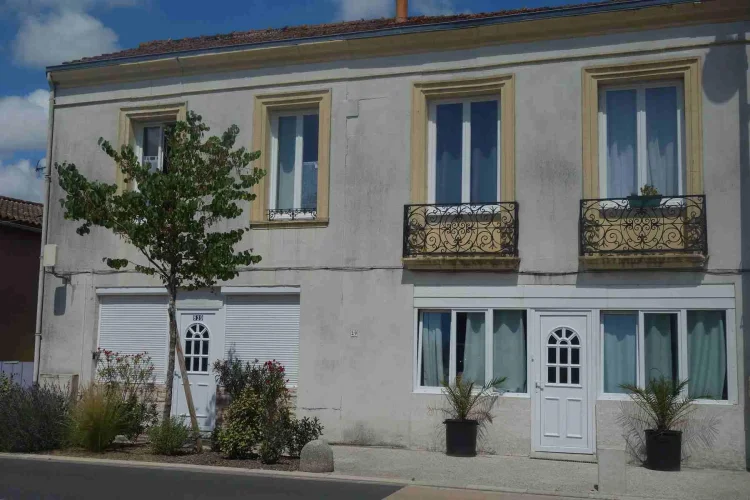 Large House with Outbuildings, Store and Separate Apartment