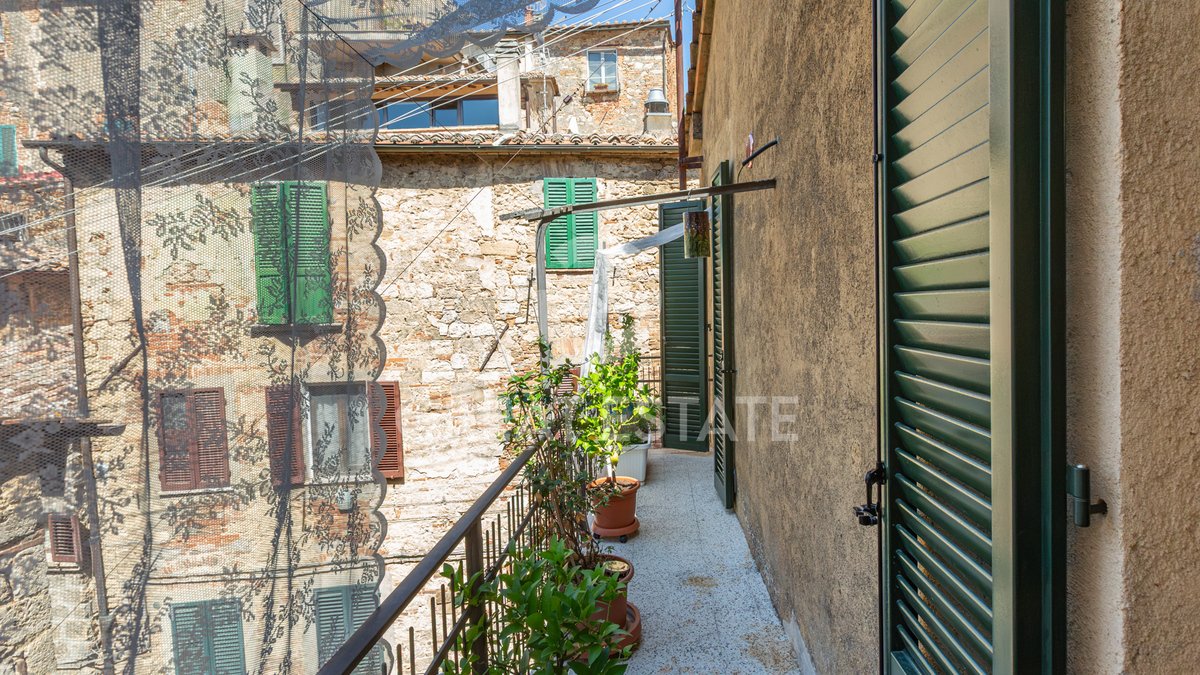 3 bedrooms historic apartment, 145 m² Sarteano, Siena (province) photo 2