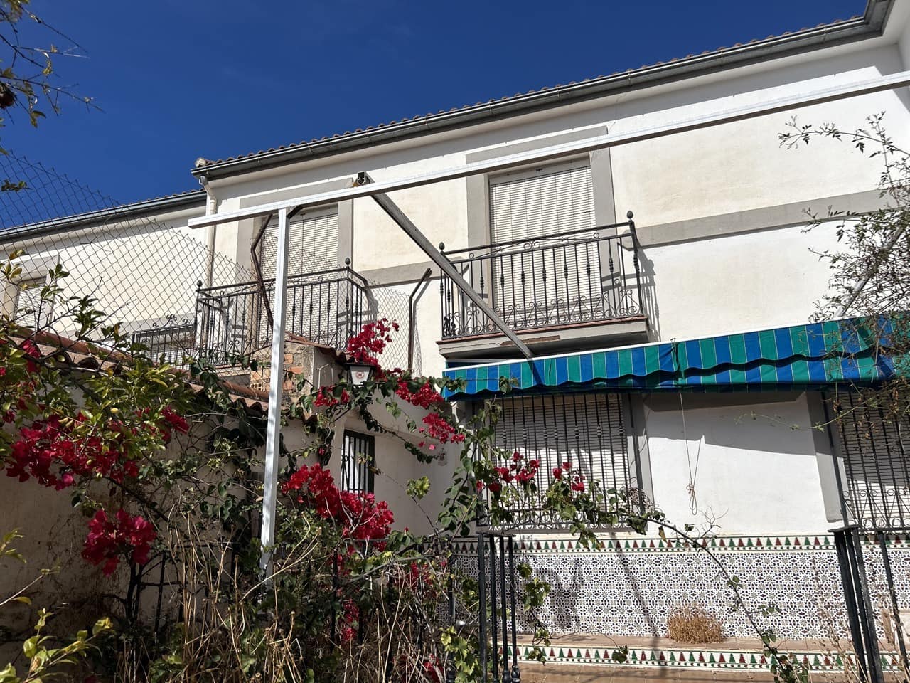 Townhouse for sale in Moclín, Granada