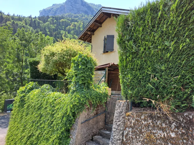 Large Family House with Separate Gîte, Terraces and photo 5