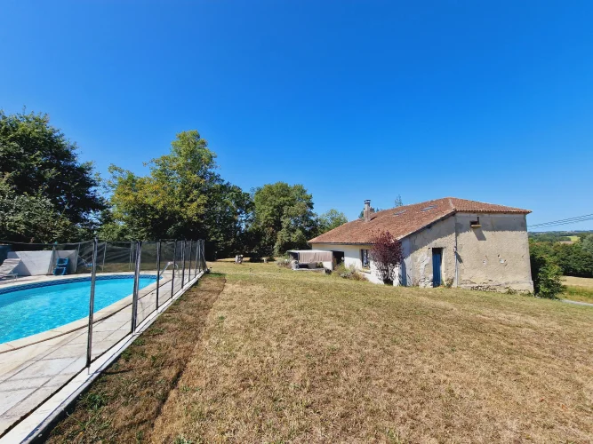 3 Bedroom Stone Farmhouse with Pool and Views