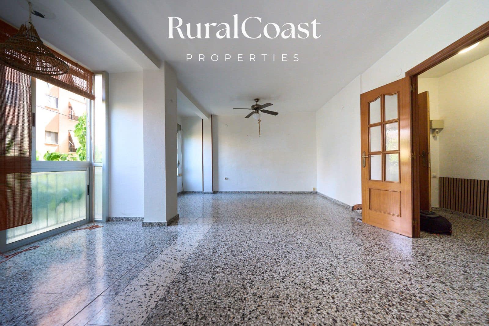 Flat for sale in El Campello, Alicante photo 2