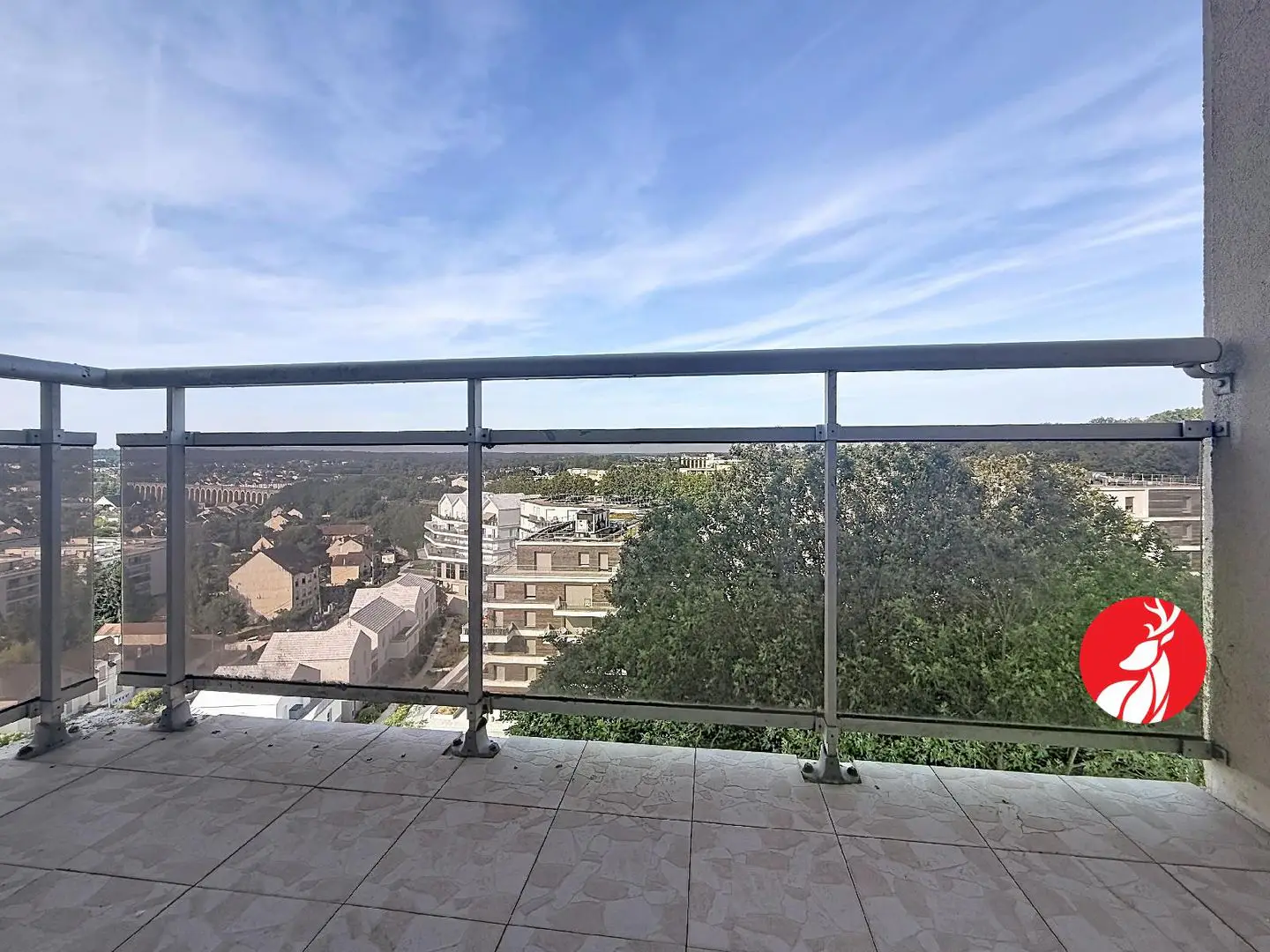 Apartment for sale in Avon — 2 bedrooms, 68 m² photo 5