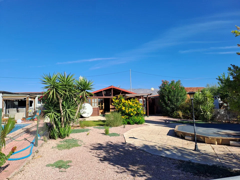 Wooden chalet in El Realengo, Alicante province photo 2